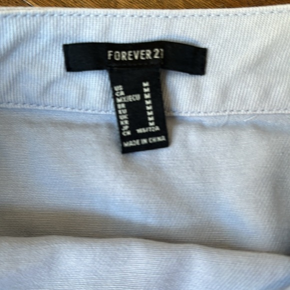 great conditons wonens skirt with buttons - Picture 5 of 5